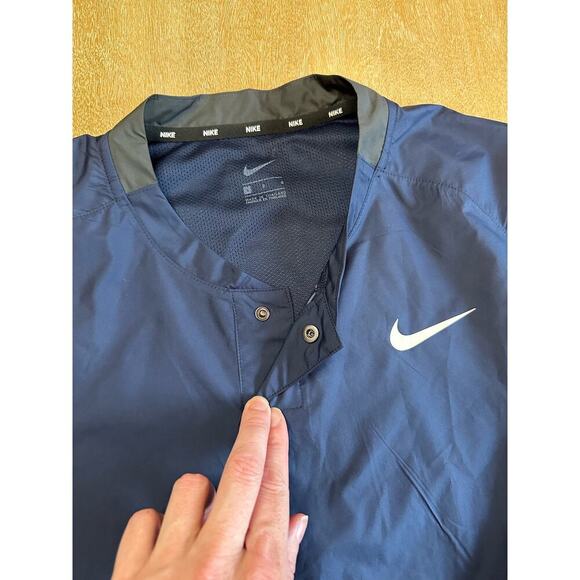 NWT Nike Baseball Short Sleeve Windshirt - Picture 2 of 4